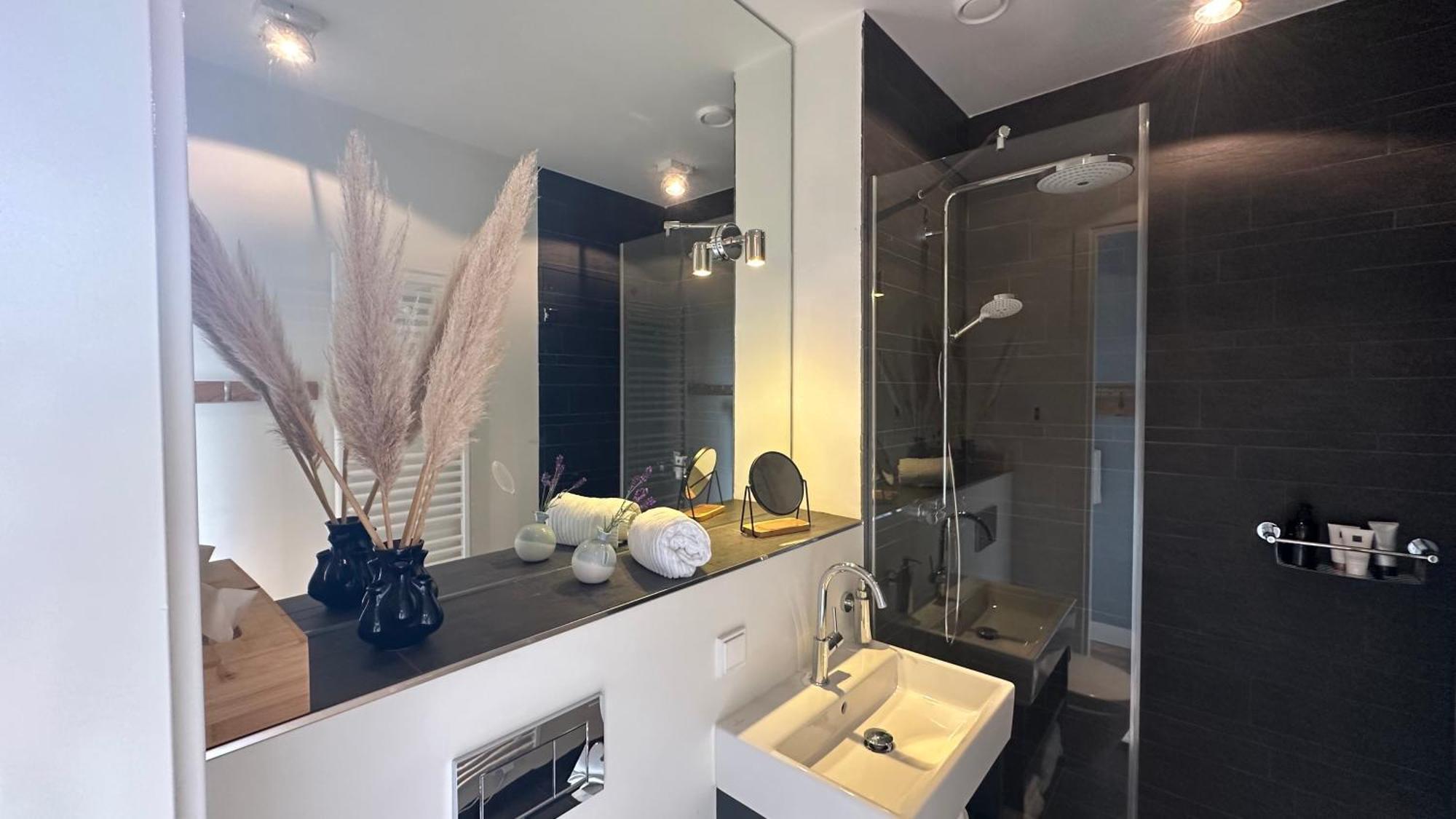 Luxe B&B "In De Schulp", Ontspan En Geniet Van Comfort En Stijl Амстелвин Экстерьер фото